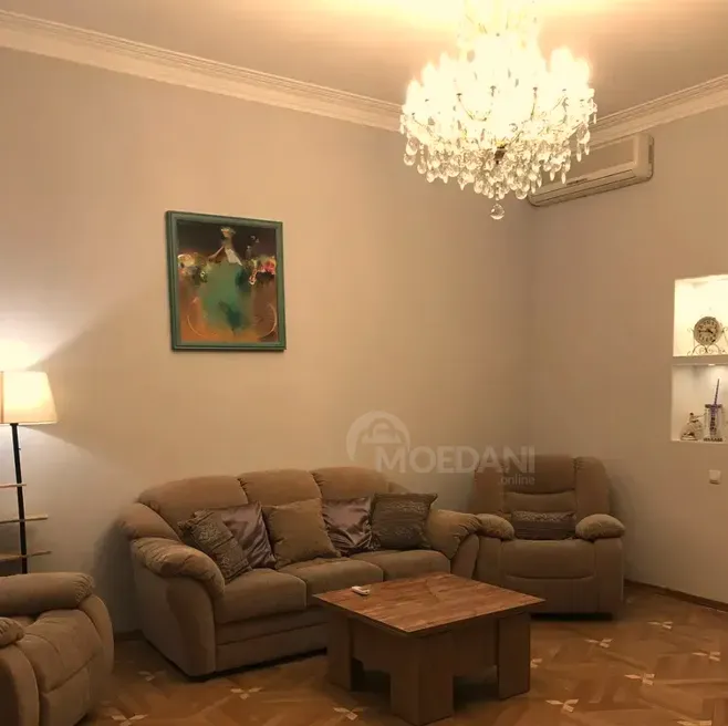 ქირავდება 4 ოთახიანი ბინა 130მ² 2/5 სართ თბილისი - photo 1