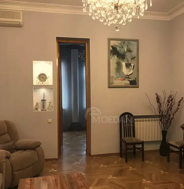 ქირავდება 4 ოთახიანი ბინა 130მ² 2/5 სართ თბილისი - photo 2