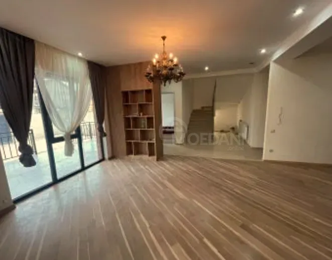 Ქირავდება სახლი 360м² თბილისი - photo 2