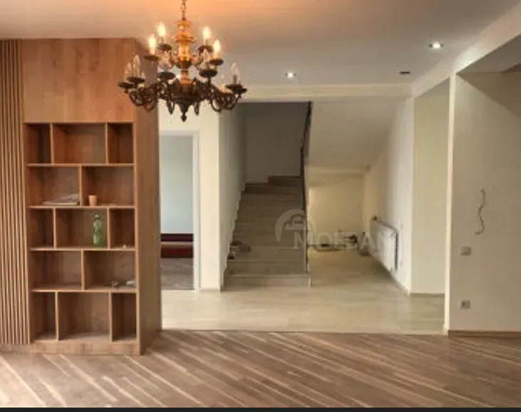 ქირავდება სახლი 360м² თბილისი - photo 3