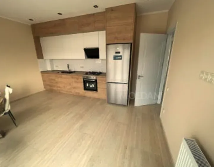 ქირავდება სახლი 360м² თბილისი - photo 1