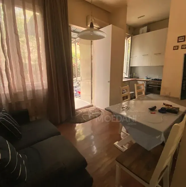 ქირავდება 2 ოთახიანი ბინა 76მ² 1/3 სართ თბილისი - photo 6