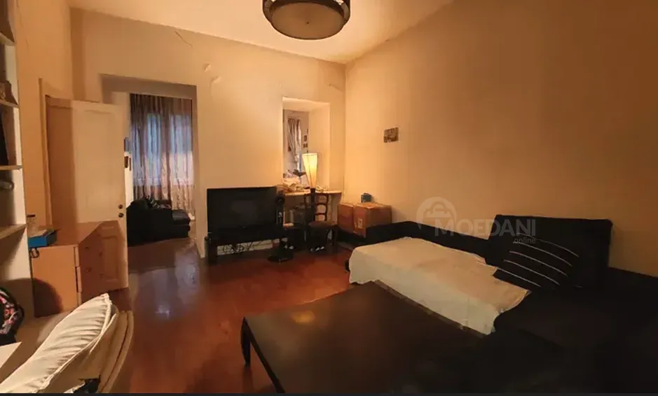 ქირავდება 2 ოთახიანი ბინა 76მ² 1/3 სართ თბილისი - photo 10