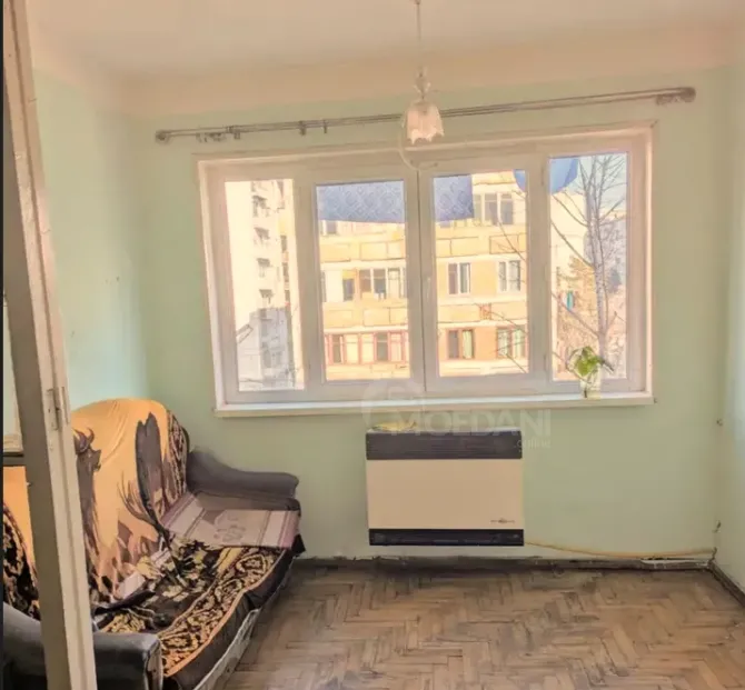 იყიდება 3 ოთახიანი ბინას $70 000  თბილისში  66მ² 5/9 სართ თბილისი - photo 3