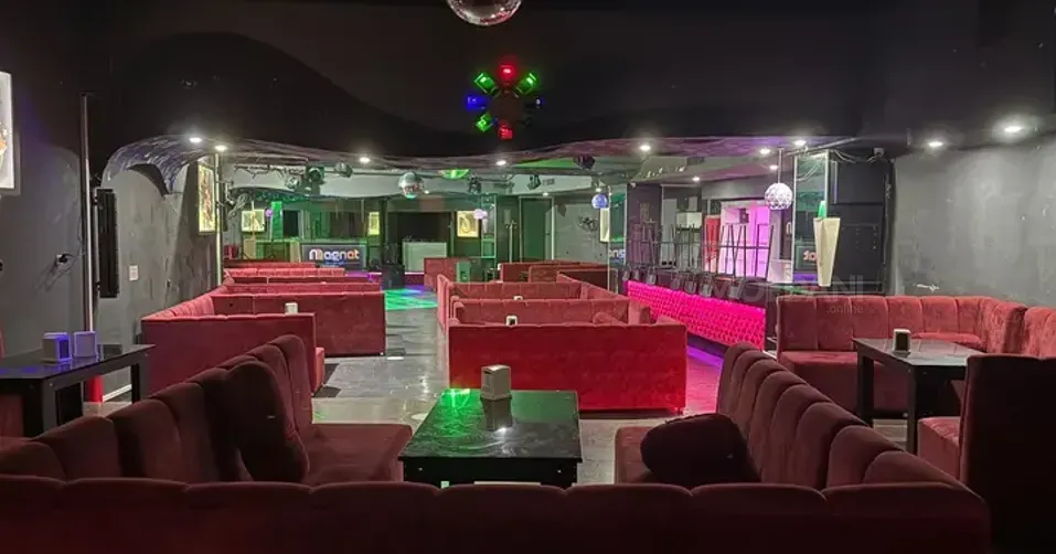 Universal commercial space for rent in Mtatsminda Tbilisi - photo 5