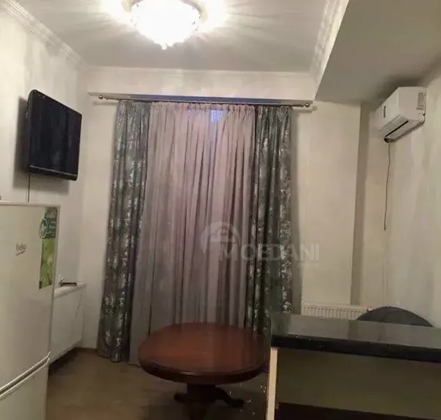 ქირავდება 2 ოთახიანი ბინა 55მ² 2/8 სართ თბილისი - photo 1