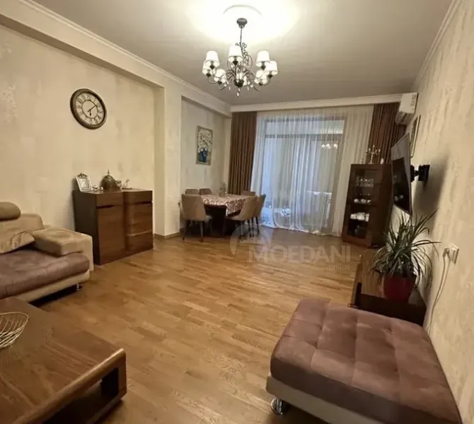 Ქირავდება 3 ოთახიანი ბინა თბილისში 130მ² 4/8 სართ თბილისი - photo 2