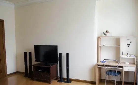 Apartments For Rent two-room 90м² 4/8 floor Tbilisi