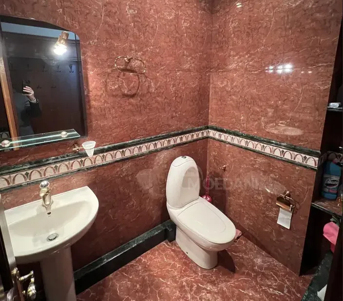 ქირავდება 4 ოთახიანი ბინა 140მ² 4/8 სართ თბილისი - photo 11