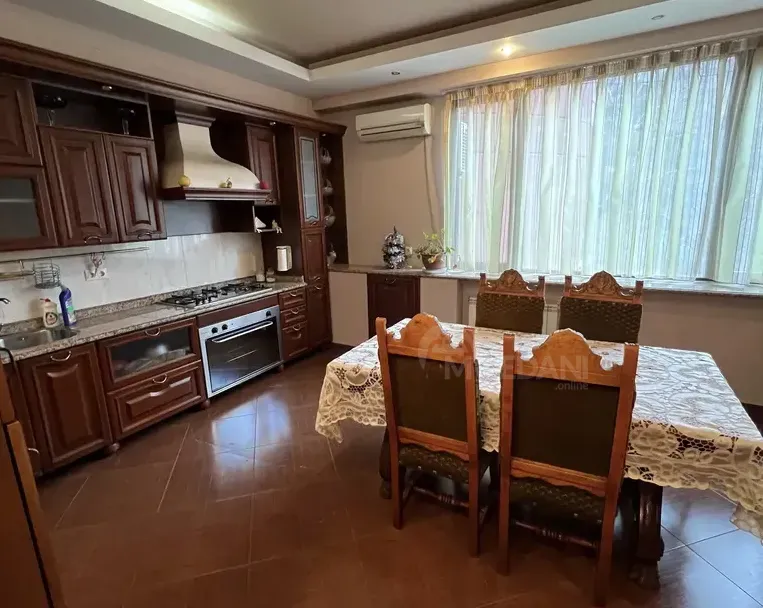 ქირავდება 4 ოთახიანი ბინა 140მ² 4/8 სართ თბილისი - photo 5