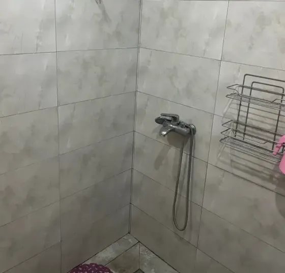 ქირავდება 2 ოთახიანი ბინა 55მ² 16/17 სართ თბილისი