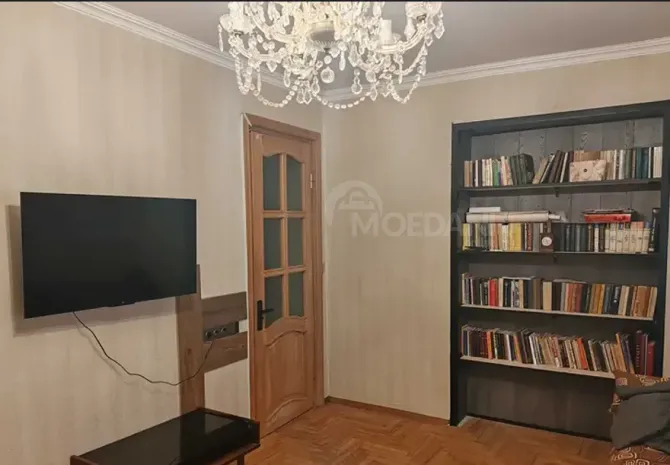 Ქირავდება 3 ოთახიანი ბინა თბილისში 65მ² 2/8 სართ თბილისი - photo 1