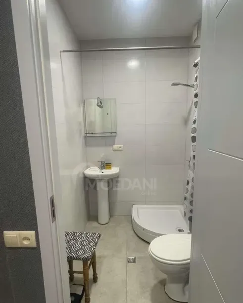 ქირავდება 2 ოთახიანი ბინა 45მ² 1/5 სართ თბილისი - photo 8