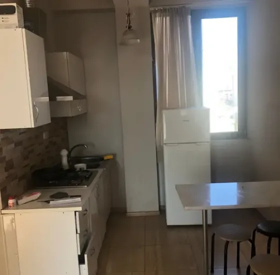 ქირავდება 2 ოთახიანი ბინა 55მ² 6/8 სართ თბილისი