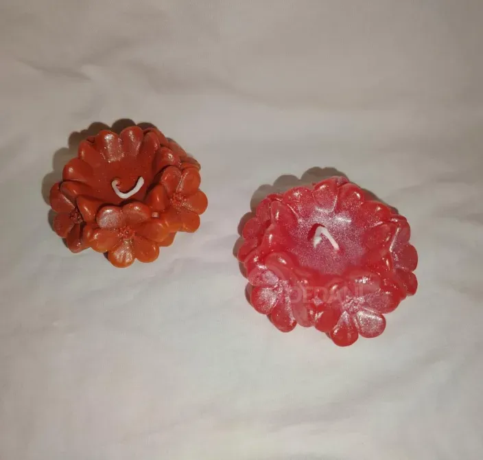 Handmade flower-shaped candle for sale Tbilisi - photo 3