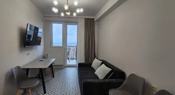 ქირავდება 2 ოთახიანი ბინა 45მ² 10/18 სართ თბილისი