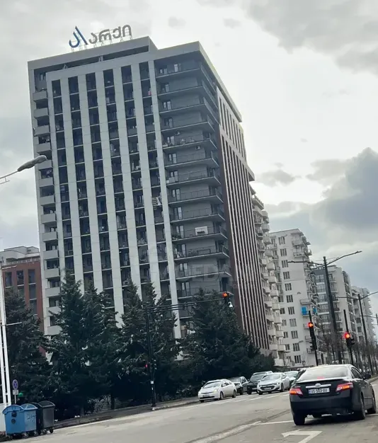 ქირავდება 2 ოთახიანი ბინა 45მ² 10/18 სართ თბილისი - photo 11