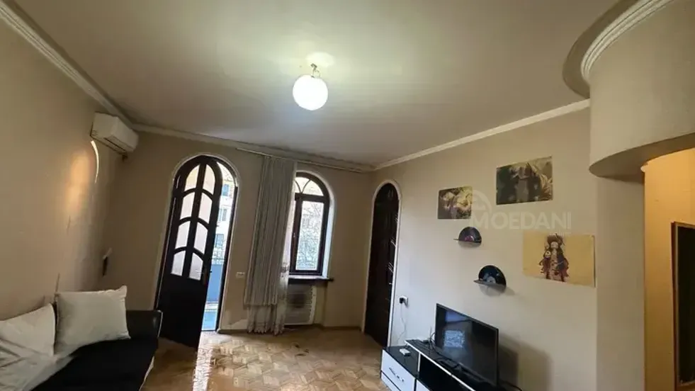 Сдам 2-комн. квартиру 50м² 3/5 эт. Тбилиси - изображение 1