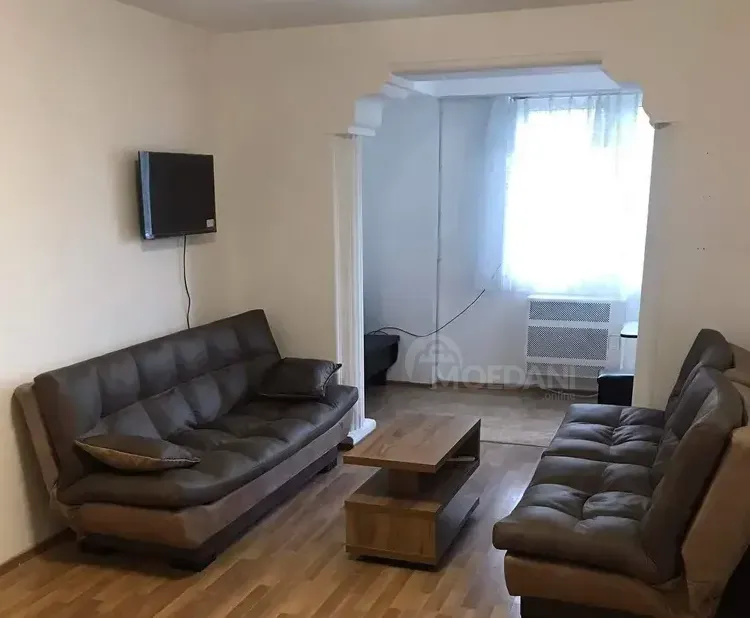 ქირავდება 2 ოთახიანი ბინა 15მ² 4/4 სართ თბილისი - photo 1