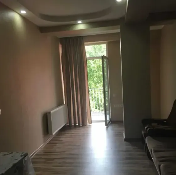 ქირავდება 2 ოთახიანი ბინა 65მ² 6/14 სართ თბილისი