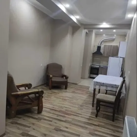 ქირავდება 2 ოთახიანი ბინა 65მ² 6/14 სართ თბილისი