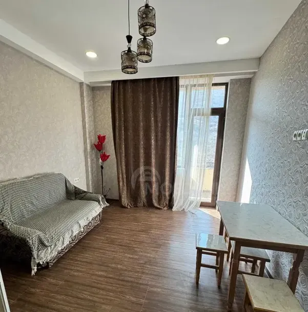 ქირავდება 2 ოთახიანი ბინა 65მ² 4/10 სართ თბილისი - photo 1