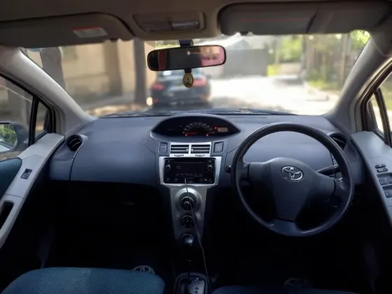 Toyota Vitz 2005 Tbilisi