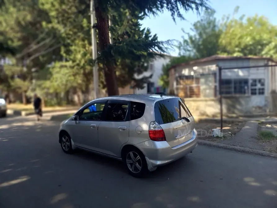 Honda Fit 2005 თბილისი - photo 2