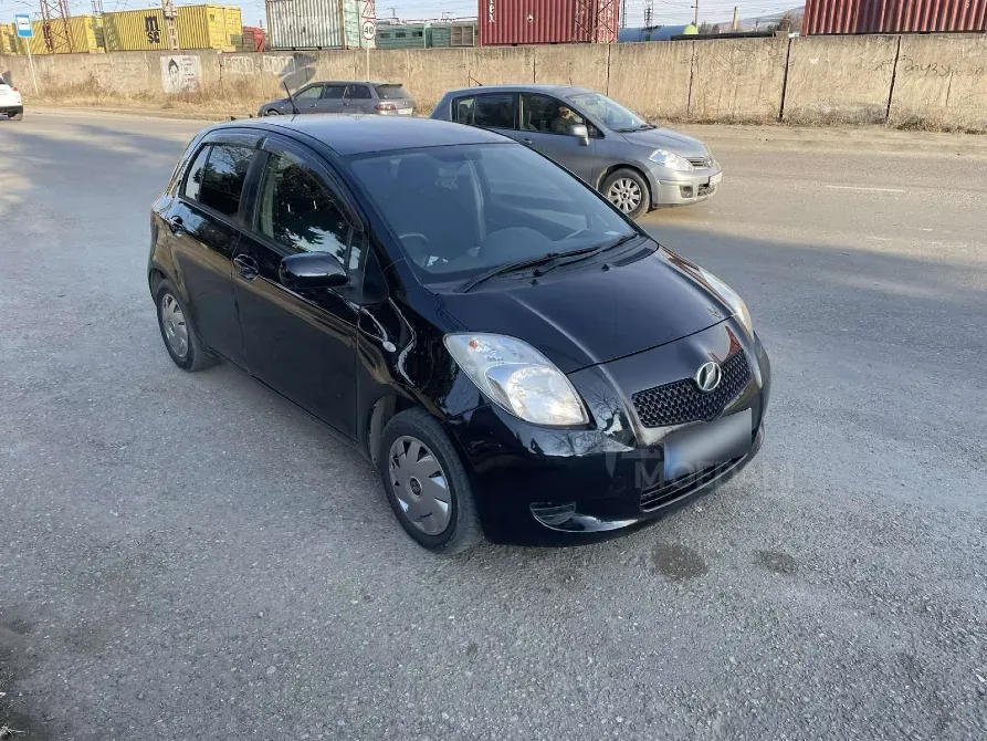 Toyota Vitz 1.3L 2005 Тбилиси - изображение 2