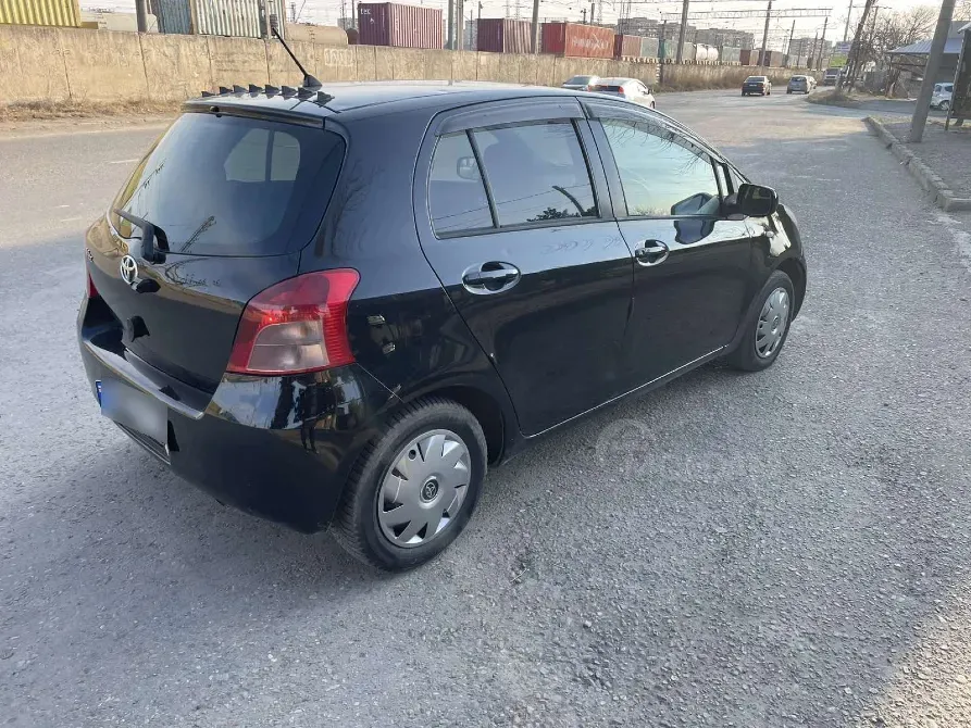 Toyota Vitz 1.3L 2005 Тбилиси - изображение 7