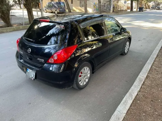 Nissan Tiida 2004 Tbilisi