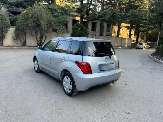 Toyota Ist 2002 Tbilisi