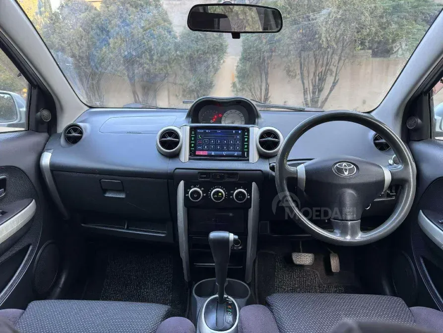 Toyota Ist 1.3L 2002 Тбилиси - изображение 6