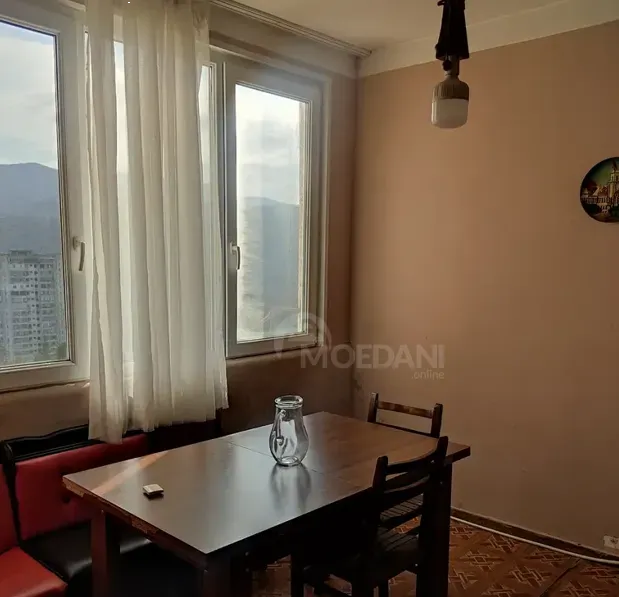 Იყიდება 2 ოთახიანი ბინას $80 000 თბილისში 70მ² 7/11 სართ თბილისი - photo 3