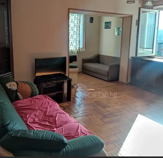 იყიდება 2 ოთახიანი ბინას 70მ² 7/11 სართ თბილისი - photo 1