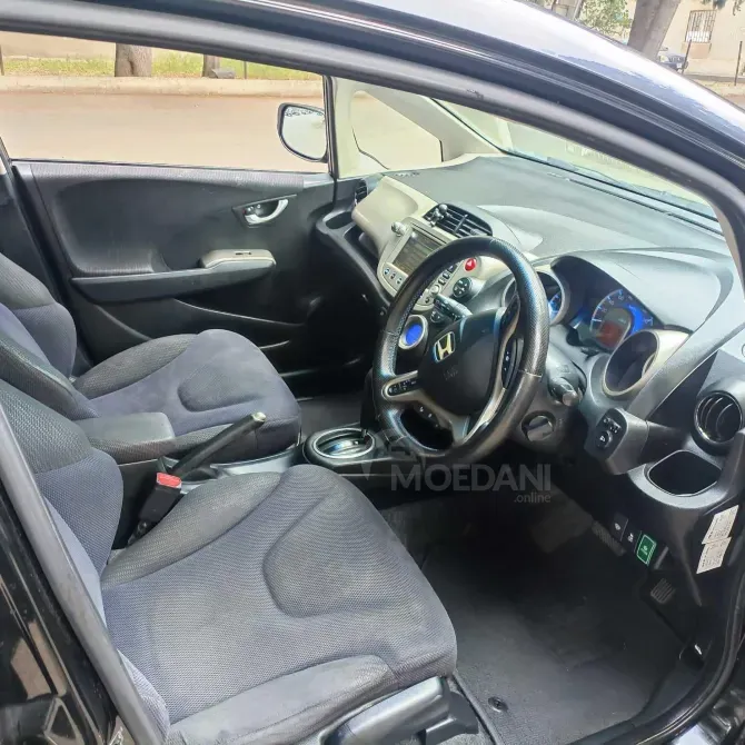 Honda Fit 2011 თბილისი - photo 5
