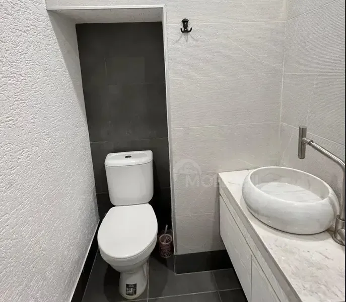 ქირავდება 2 ოთახიანი ბინა 55მ² 3/1 სართ თბილისი - photo 2