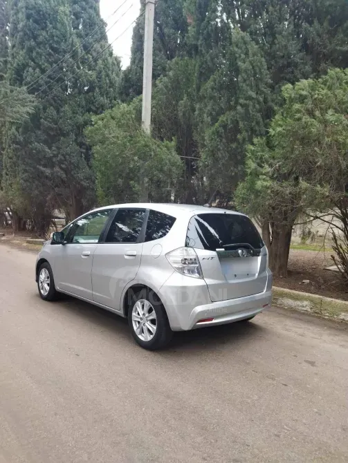 Honda Fit 2011 თბილისი - photo 6