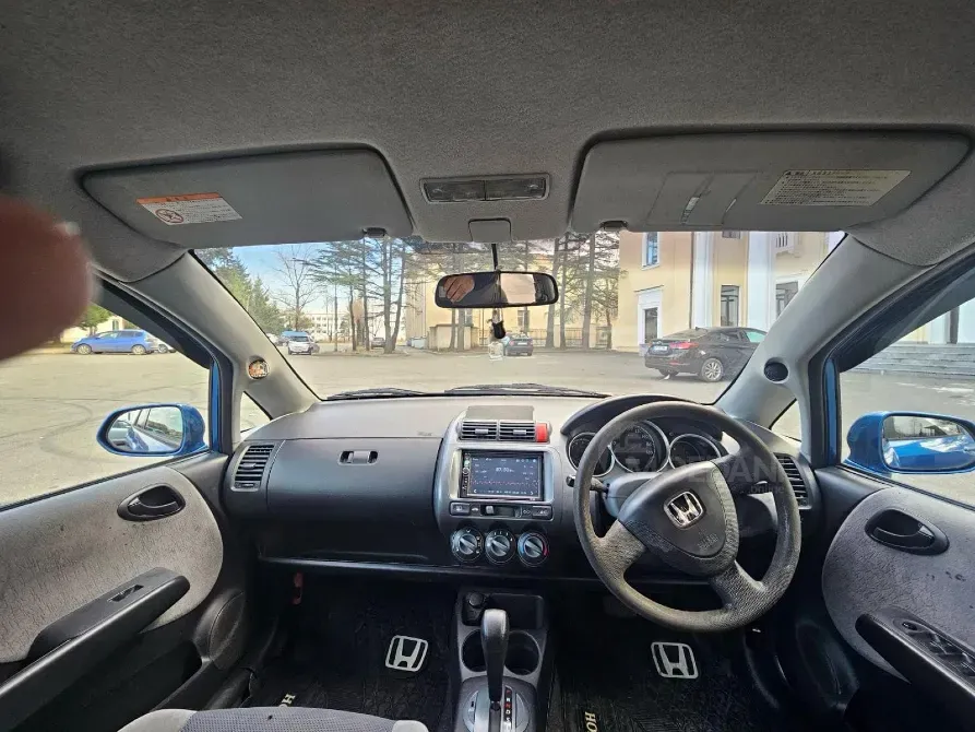 Honda Fit 2004 თბილისი - photo 6