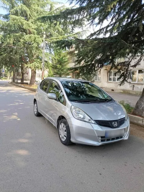 Honda Fit 2012 Тбилиси - изображение 2