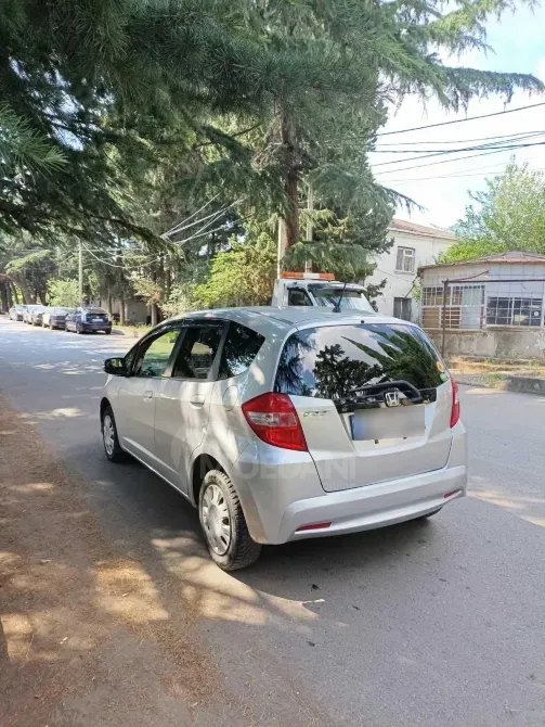 Honda Fit 2012 Тбилиси - изображение 4