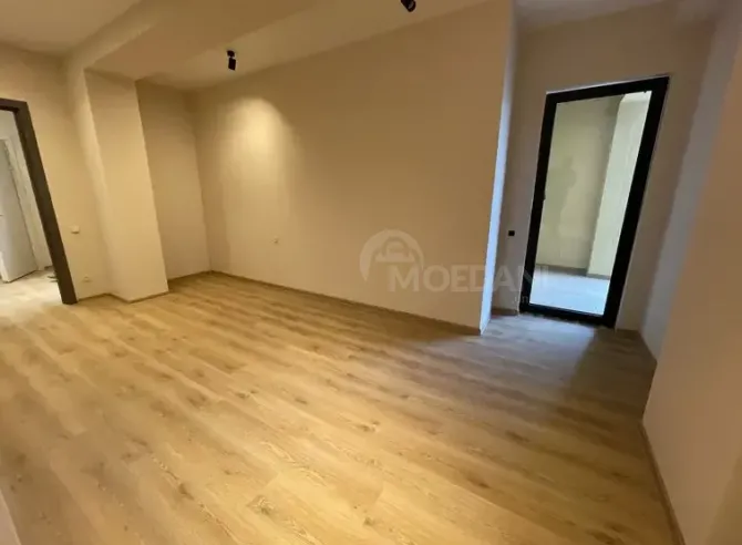 Იყიდება 2 ოთახიანი ბინას $110 050 თბილისში 71მ² 9/12 სართ თბილისი - photo 1