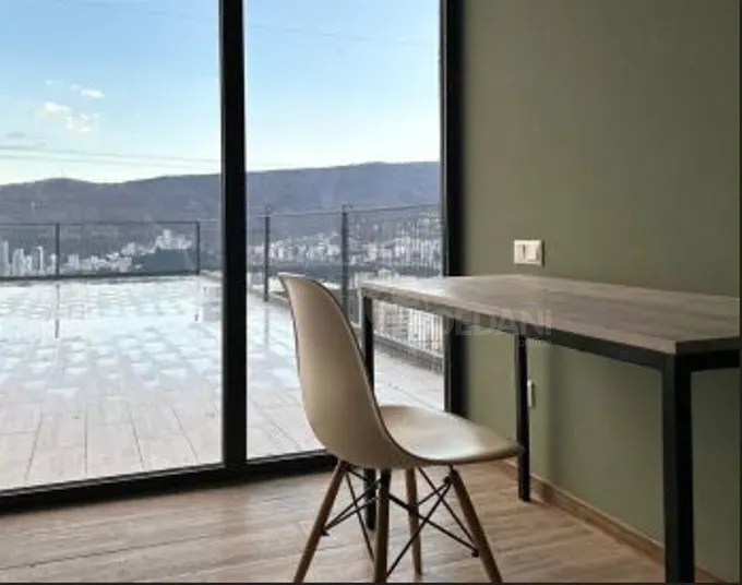 ქირავდება 2 ოთახიანი ბინა 200მ² 2/2 სართ თბილისი - photo 5