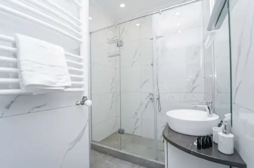 იყიდება 2 ოთახიანი ბინას 123.5მ² 8/9 სართ თბილისი - photo 3