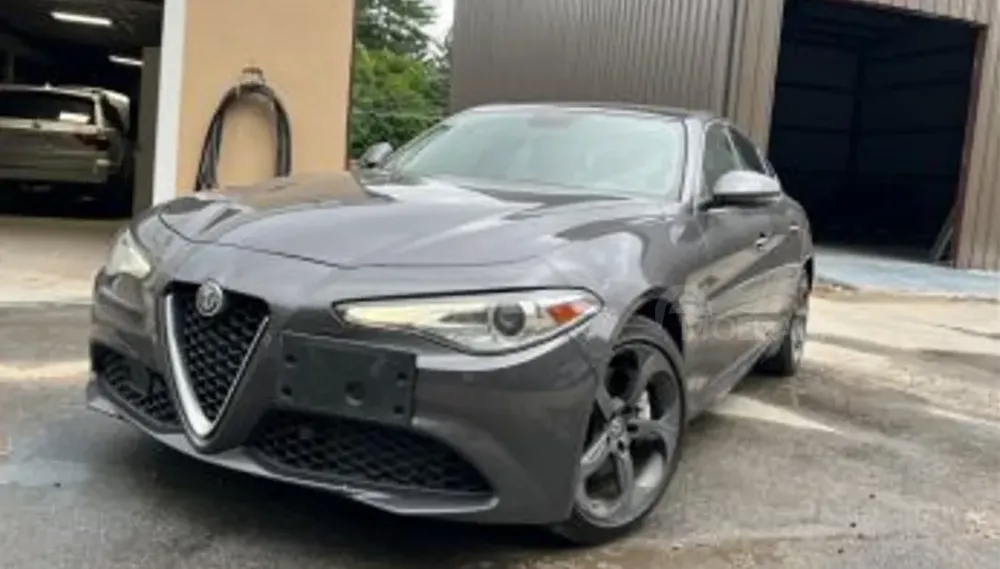 Alfa Romeo Giulia 2017 Тбилиси - изображение 7