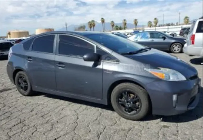 Toyota Prius 2015 თბილისი - photo 6
