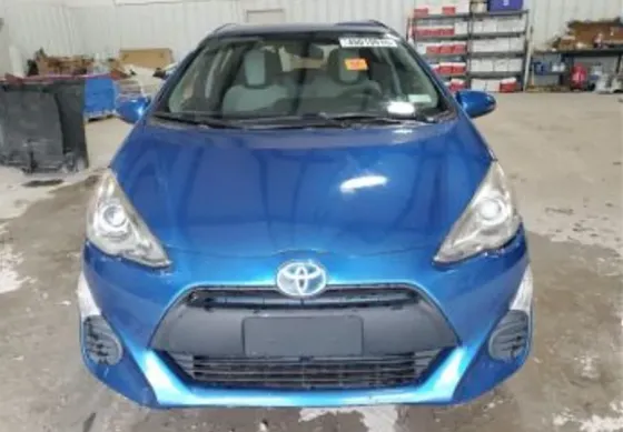 Toyota Prius 2016 Тбилиси