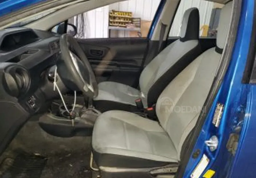 Toyota Prius 1.5L 2016 Тбилиси - изображение 7