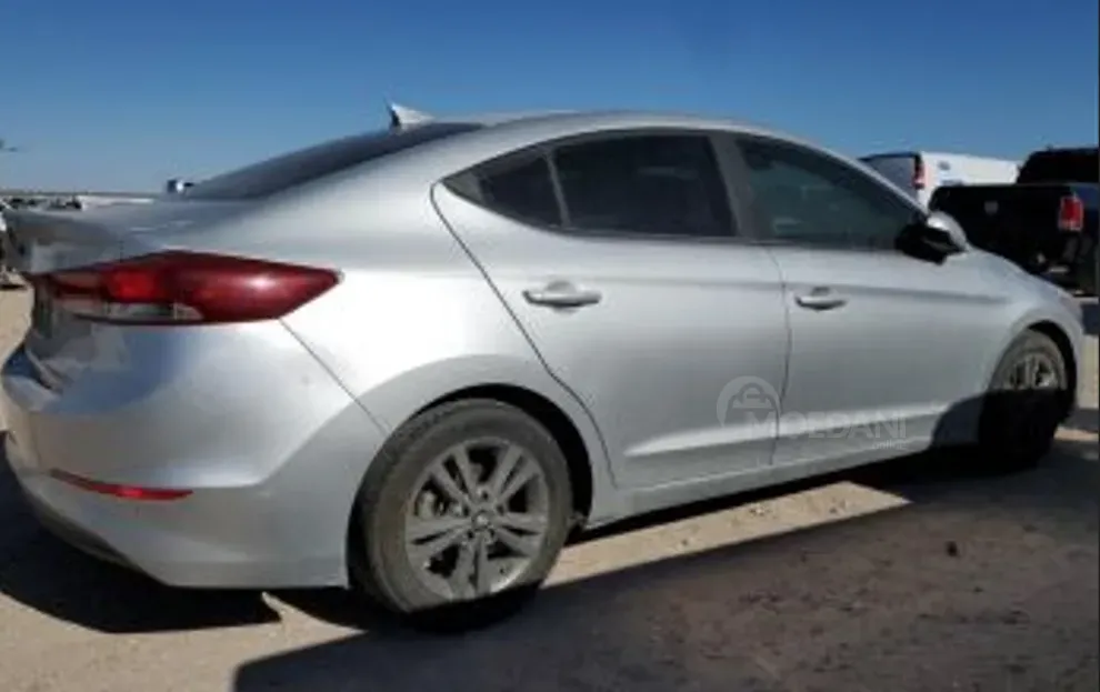 Hyundai Elantra 2018 Tbilisi - photo 4