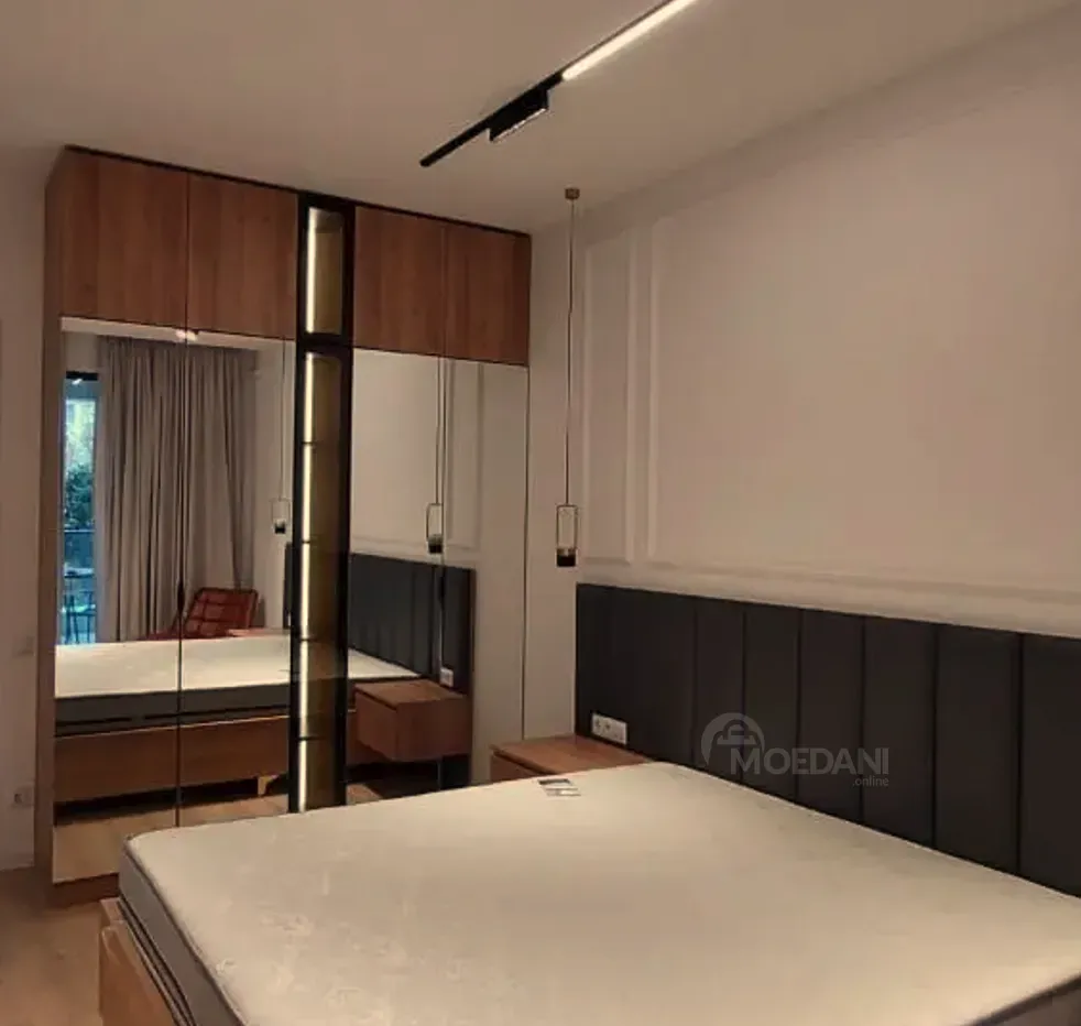 Продам 2-комн. квартиру 81м² 3/26 эт. Тбилиси - изображение 2